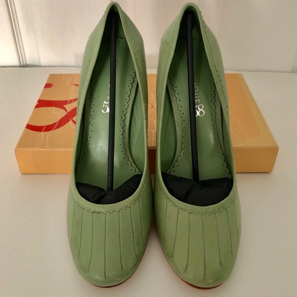 Green Leather Pumps 3” Heel Boutique 58 Classy 🆕 - Picture 2 of 3